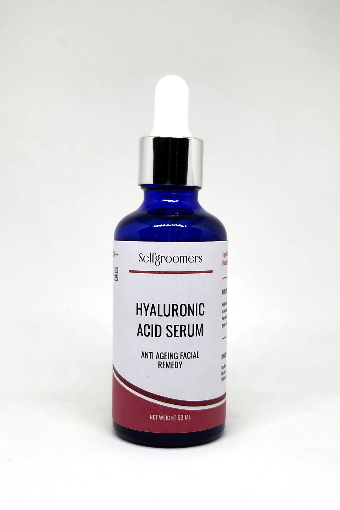 SELFGROOMERS HYALURONIC ACID SERUM.