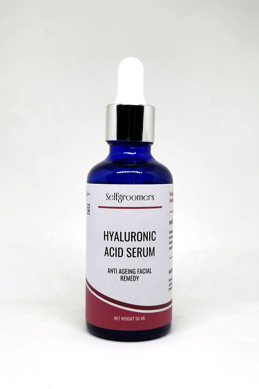 SELFGROOMERS HYALURONIC ACID SERUM.
