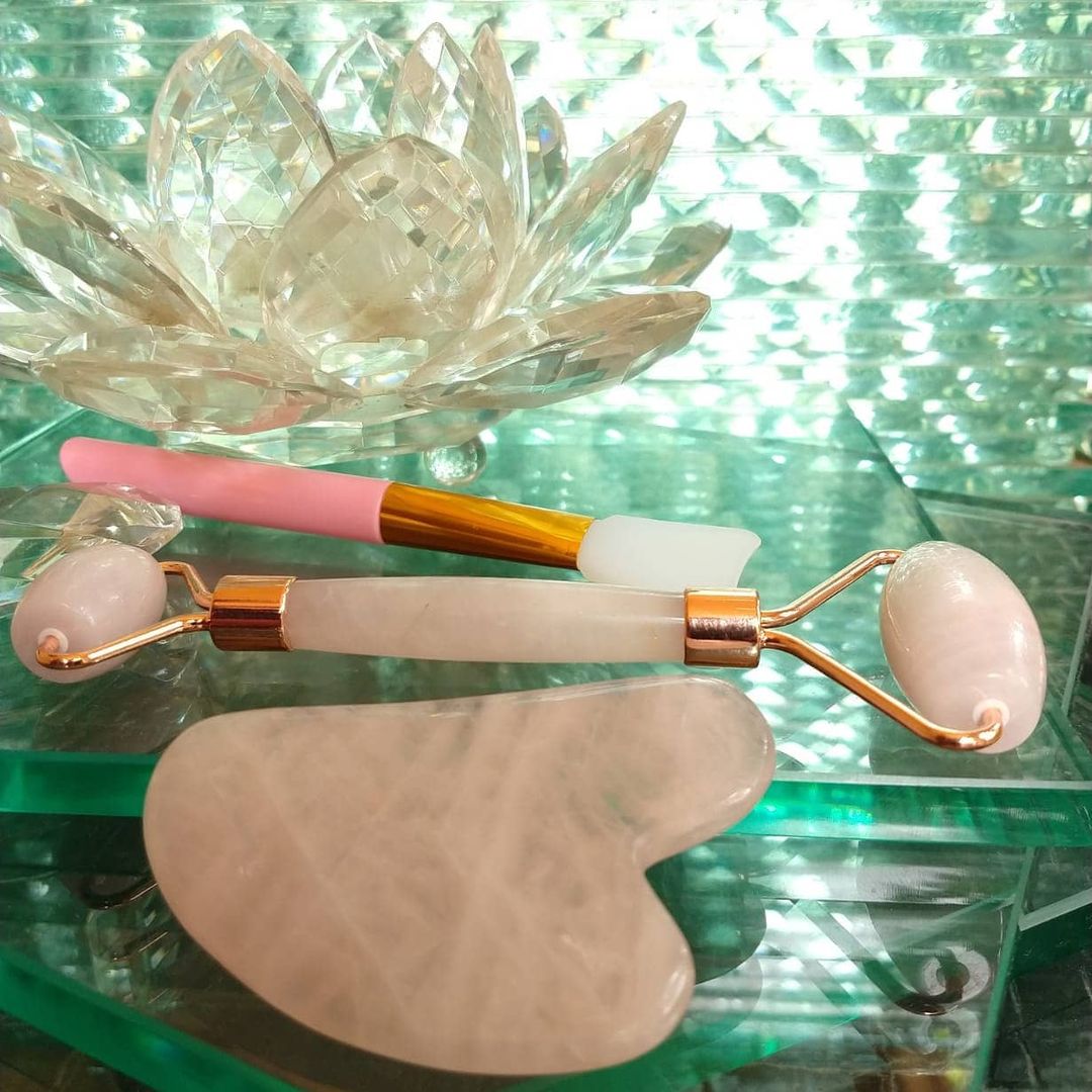 ROSE QUARTZ JADE ROLLER & GUA SHA PREMIUM SET